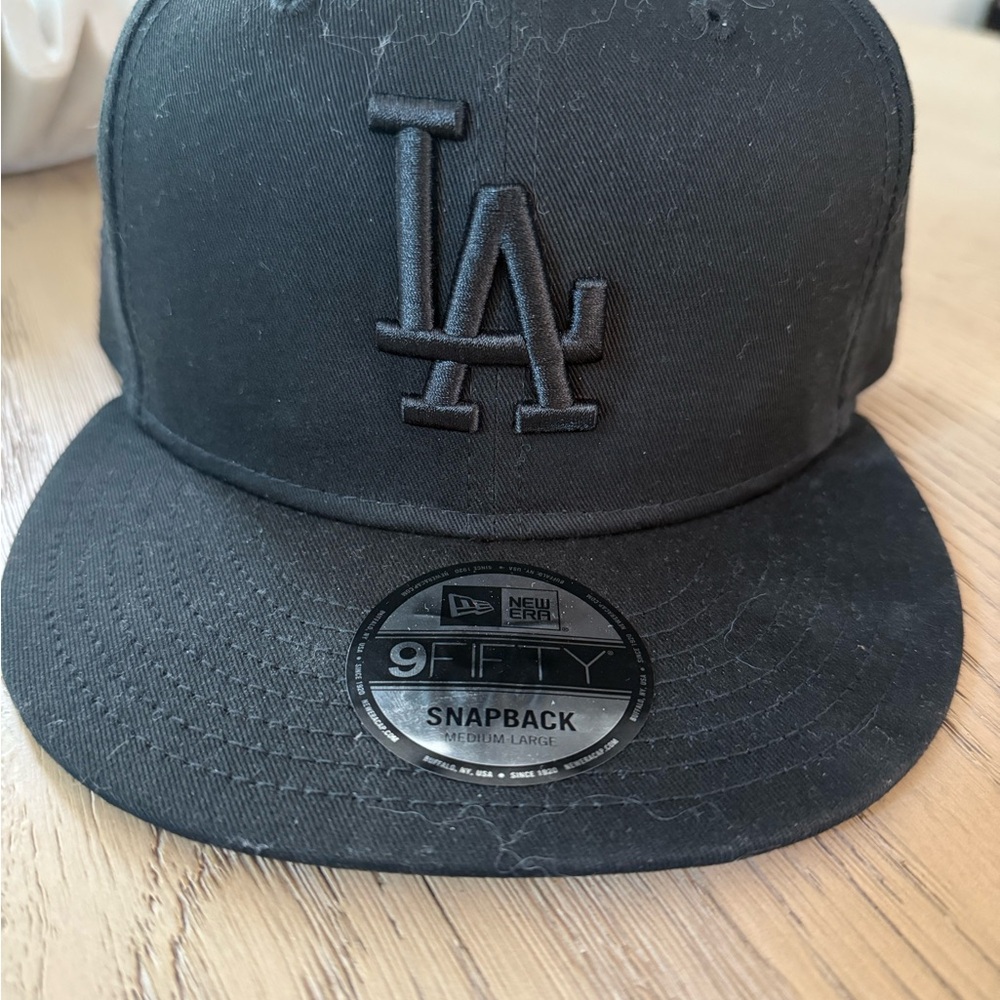 New Era Black 9FIFTY Snapback Hat